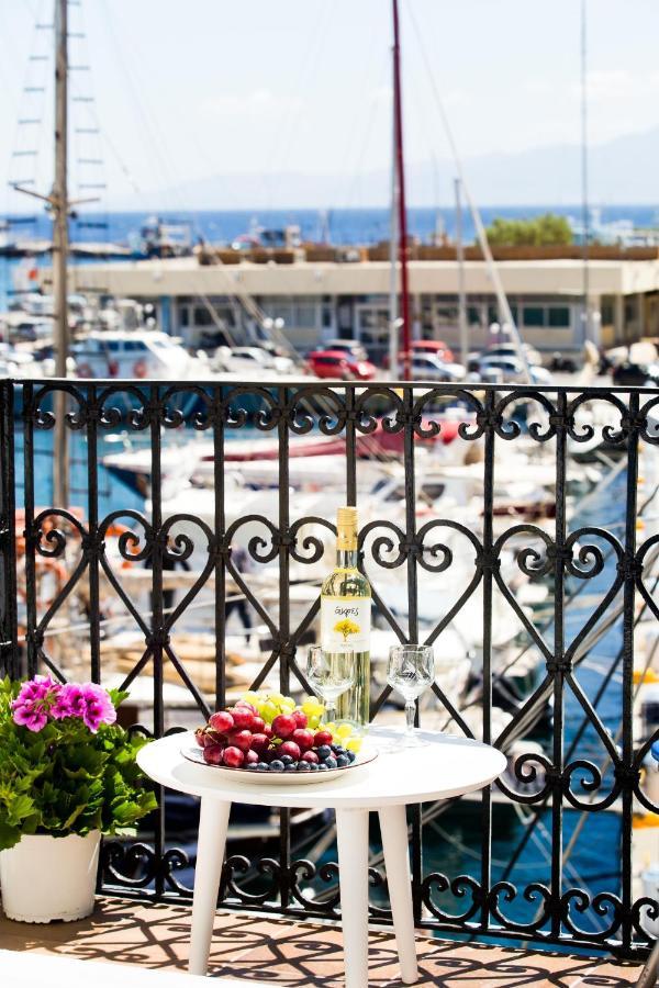 Spongkalya Apartment I Kalymnos Town Bagian luar foto